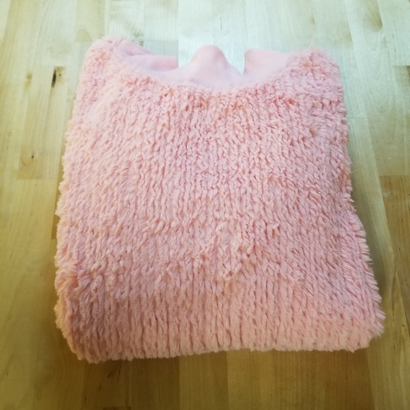 Crown & Ivy Plush Pullover Size Large - Picture 2 of 10